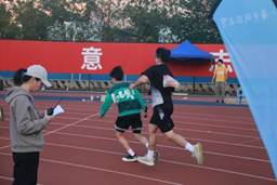 4×100米接力研究生